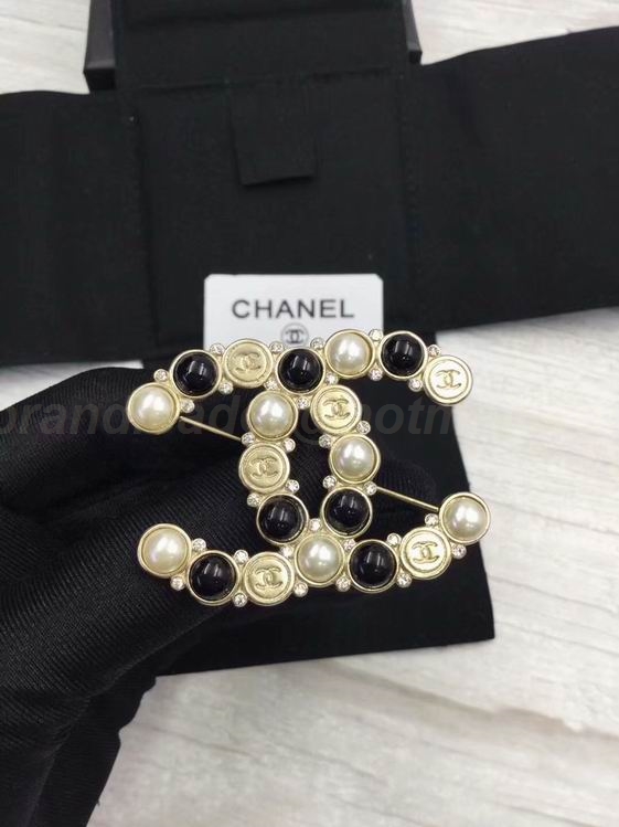 Chanel Brooch 63